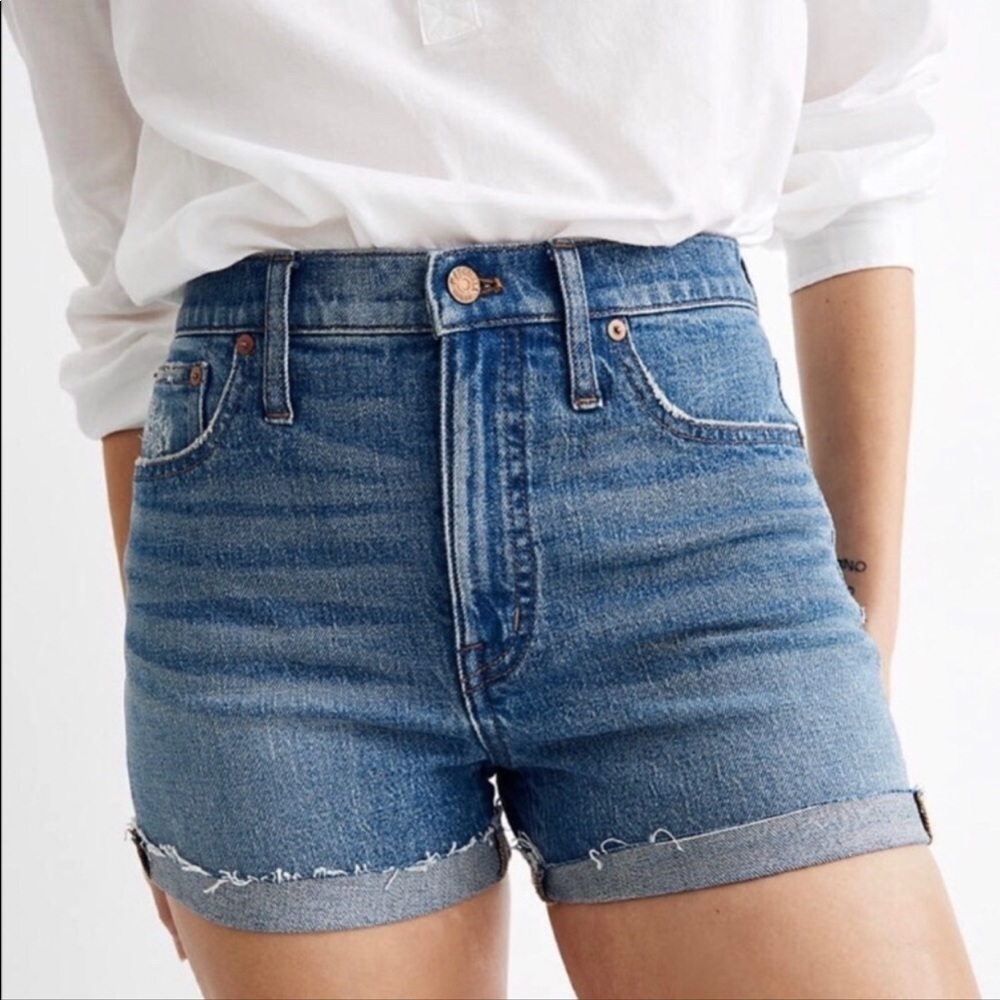 Madewell High Waisted Raw Cuffed Denim Vintage Inspired Blue 24 Stretchy Shorts